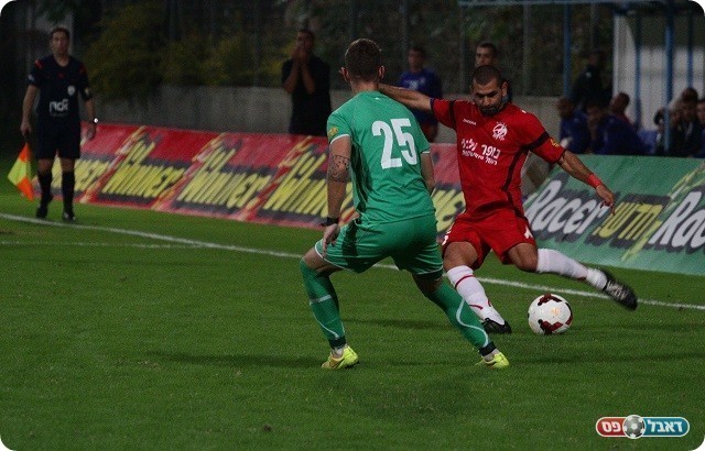 הדעיכה בדרך? טועמה (באדום) מול אמרי זייד (עבדאללה אזברגה)